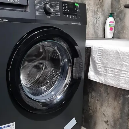 Tiki's Bar Appartement *