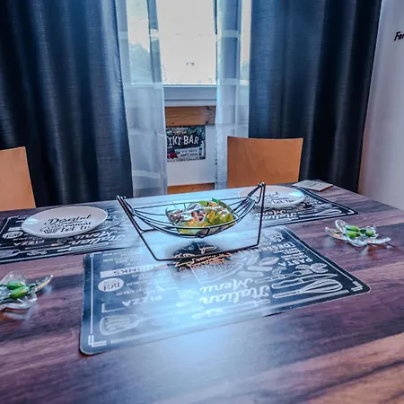 Appartement Tiki's Bar *