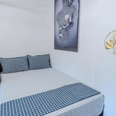 Апартаменты Tiki's Bar *