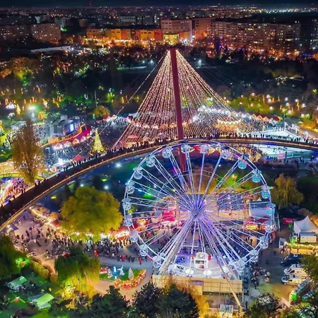 Tiki's Bar Apartment *