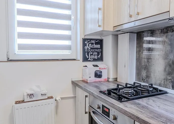 Apartament Tiki's Bar Bucureşti