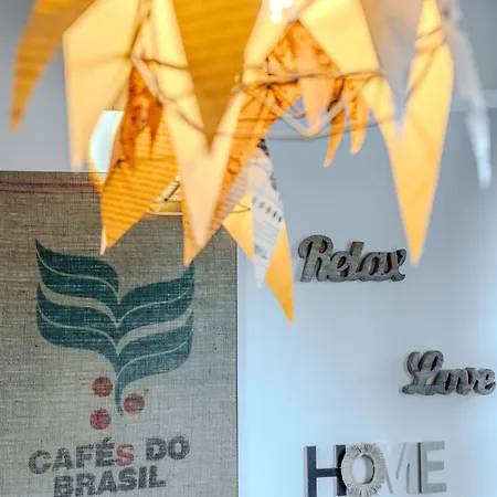 Apartment Tiki's Bar *